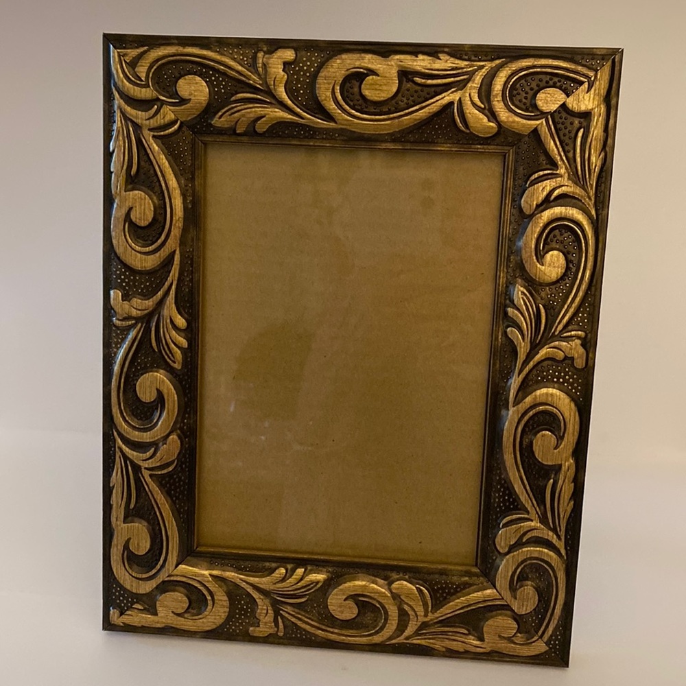 Brown & Gold 5” x 7” Picture Frame